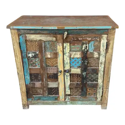 Meuble de rangement en bois massif d’acacia. Fait à la main en Inde Prix d’avant 1100$ maintenant 50...