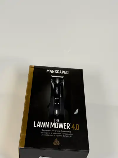 I'm selling a Manscaped Lawn Mower 4.0, designed for grooming needs, featuring SkinSafe technology t...