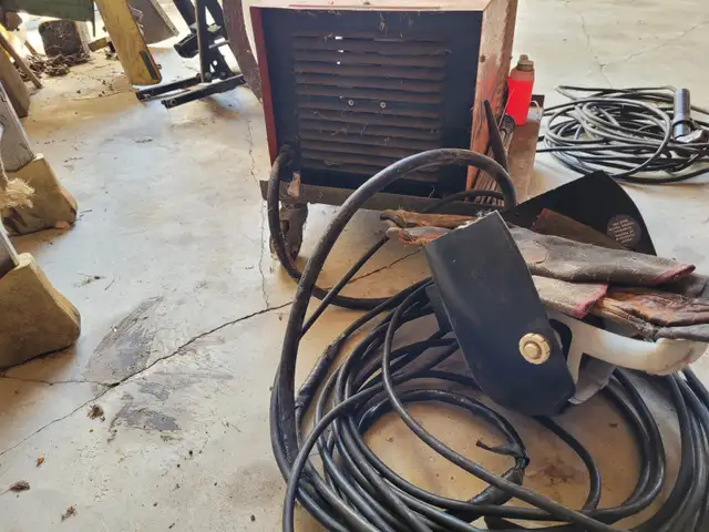 Shop tools in Hand Tools in Revelstoke - Image 4