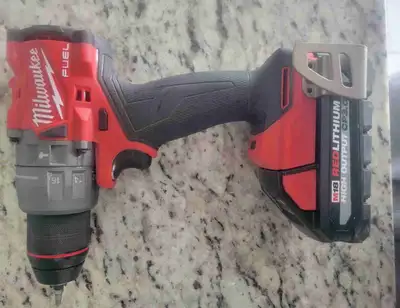 Milwaukee FUEL 1/2" hammer drill M18, View more