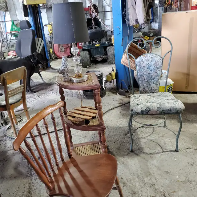 Furniture and Home Goods and Outdoor Equipment in Patio & Garden Furniture in Norfolk County - Image 11