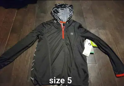 Boys size 5 light hoodie (new with tag), View more
