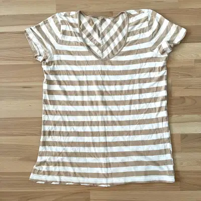 Women’s Size M Cotton T Shirt , View more