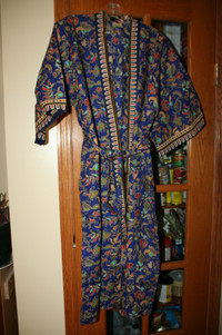 BATIK BATHROBE for a MAN or WOMAN Cotton with pocket and tie