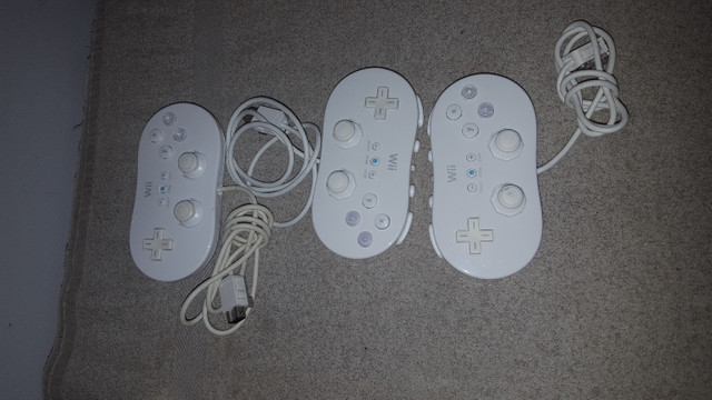 Nintendo Wii controllers  in Nintendo Wii in Red Deer - Image 3