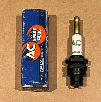 NOS Vintage AC Spark Plug #48 Fire Ring Corralox Insulator w/ Original Box GM AC Delco Fire Ring Spa...