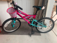 Kids mountain bike 20” full suspension like new