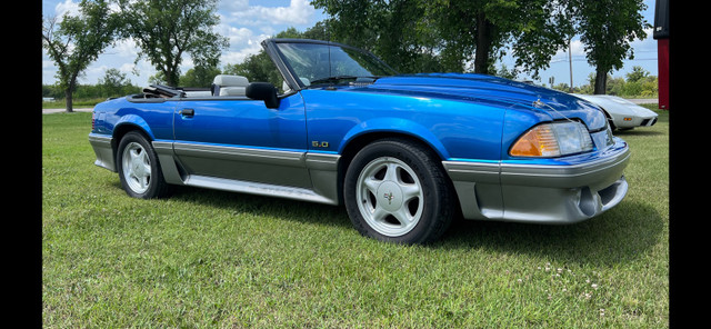 1993 Mustang GT Convertible - LIVE AUCTION in Classic Cars in Regina - Image 3