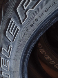 4 pneus d'été 275/55r20 Bridgestone en très bon état 