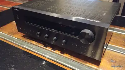 Amplificateur/Receveur Onkyo TX-8050, View more