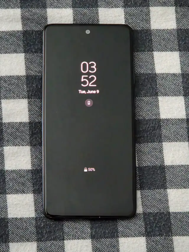 Samsung A51 Cell Phone in Cell Phones in Oakville / Halton Region - Image 2