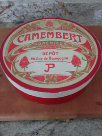 BIA Plates, French cheeses themed, in box