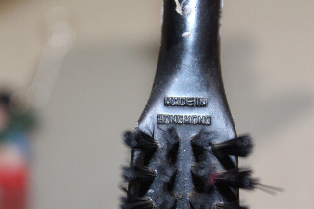 Vintage Irish Scottish Bagpiper Band Shoe Key Horn Cloth Brush in Arts & Collectibles in City of Toronto - Image 3