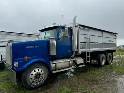 2004 Western Star 4964 with 20' 2023 CIM grain box. 450 Mercedes, 18 speed, full lockers. Cab and fr...