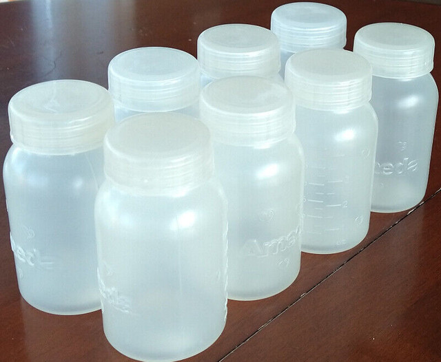 Bouteilles d'entreposage du lait Ameda dans Nourriture et chaises hautes  à Longueuil/Rive Sud