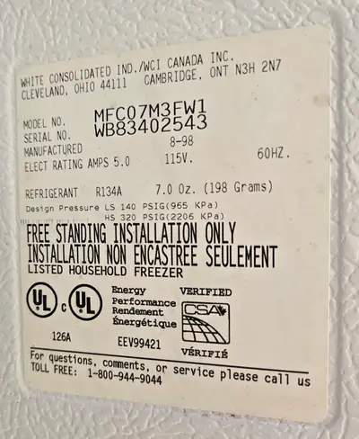 Small 7’ chest freezer. Great condition.