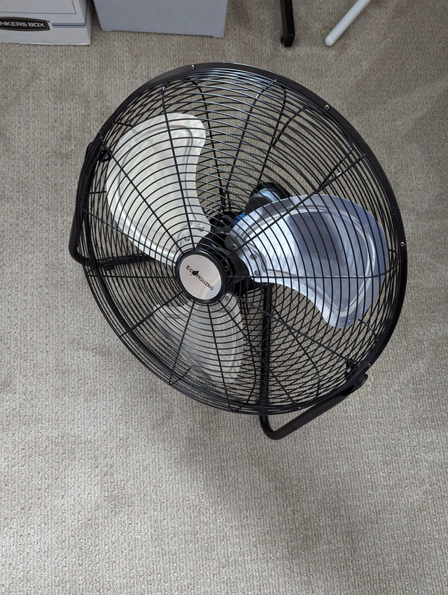 Ecohouzng 20 inch fan in Other Business & Industrial in Kamloops - Image 2