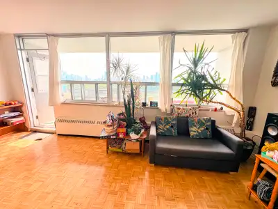 Sublet from Sep - 2 bedroom furnished - Broadview station