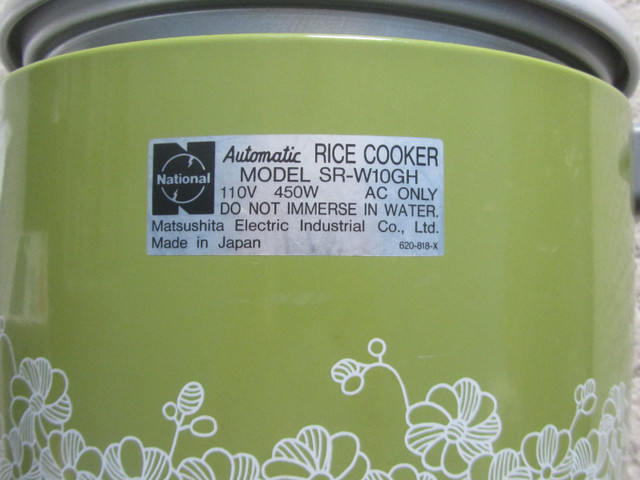 Vintage National 5 Cup Rice Cooker - Model SR-W10GH in Microwaves & Cookers in Kitchener / Waterloo - Image 3
