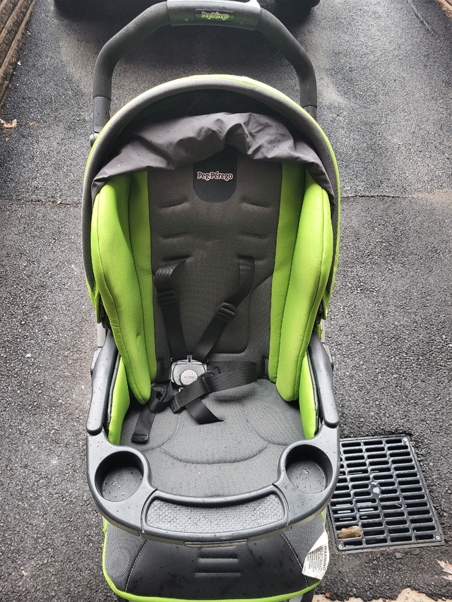 Poussette Peg Perego dans Poussettes, porte-bébés et sièges d'auto  à Ville de Montréal - Image 2