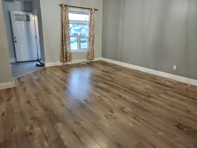 Located in a very quiet area, this home is very close to all amenities. It features a large, south f...