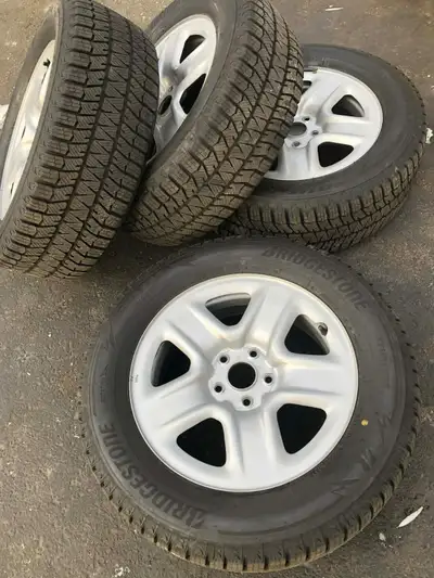 225/60R17 Bridgestone Blizzak WS90 winter tires on Toyota factory hub-centric rims 5x114.3 bolt patt...