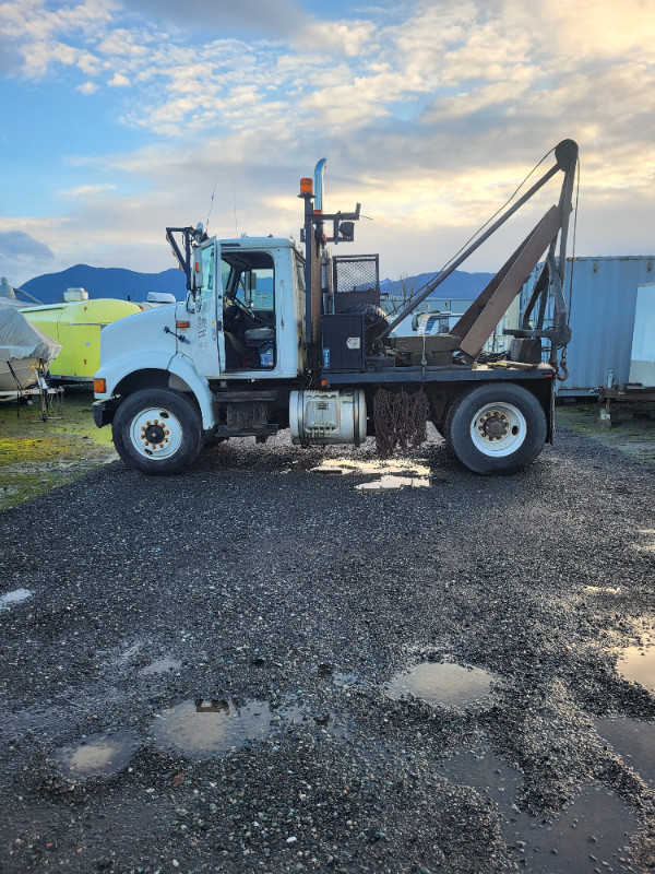 Winch truck in Heavy Trucks in Tricities/Pitt/Maple - Image 2