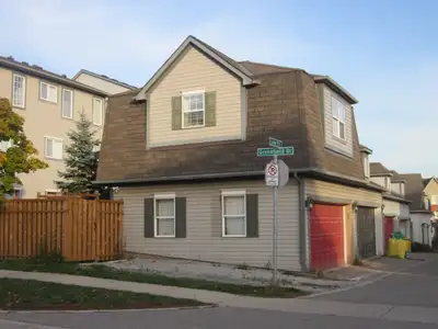 Oakville Studio Apartment, Newly renovated, Shows AAA+