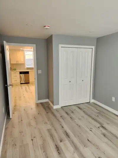 In KITCHENER: 1 Large bedroom in 2 bedroom basement apartment unit in new legal basement available f...