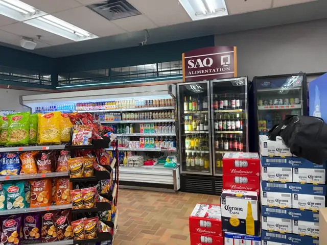 Fonds de commerce. Dépanneur Provi-Soir in Other in Laval / North Shore - Image 11