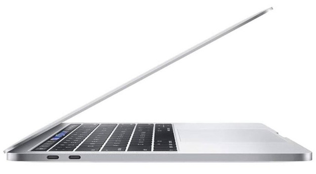 MacBook Pro 13” Retina Display - Touch Bar- Intel i5- 16GB ram   in Laptops in Barrie - Image 3