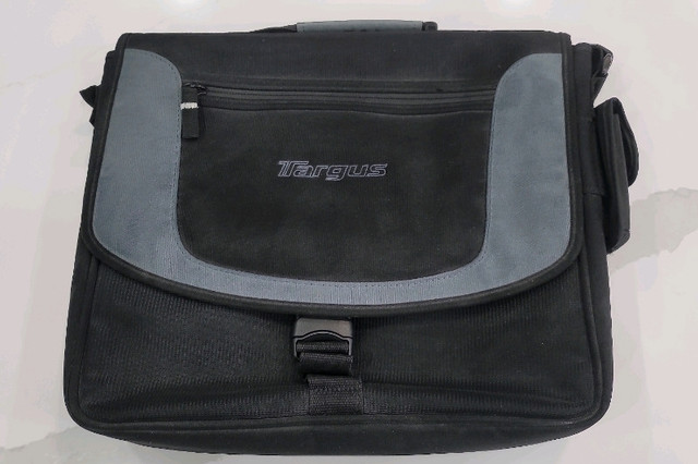 New Targus Laptop Bag in Laptop Accessories in Belleville - Image 2