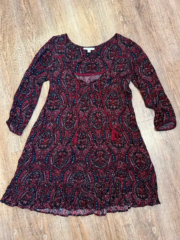 GENTLY USED! American Eagle Patterned Swing Dress628632838745631223