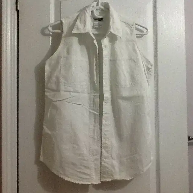 Womens jacket, shirt in Women's - Tops & Outerwear in City of Toronto - Image 3