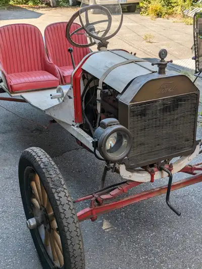 Original one family car. Well-documented long history. Recently serviced by Fawcett Motor Carriage C...