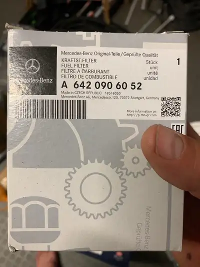 Fits many diesel ML, GL, R, Sprinter etc… brand new! Sells 220$ at dealer