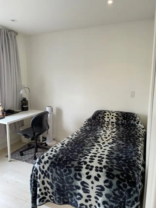 1 Bright furnished private BR in a 2 BR suite near Joyce Station in Room Rentals & Roommates in Vancouver - Image 8