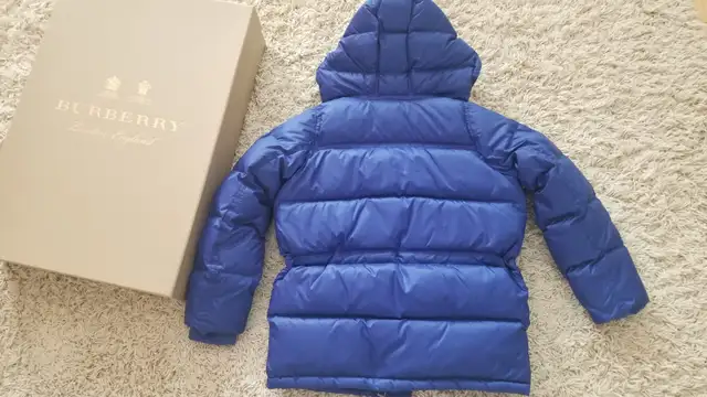 Burberry Children Down-filled Hooded Puffer Jacket *Brand New* in Kids & Youth in Markham / York Region - Image 4