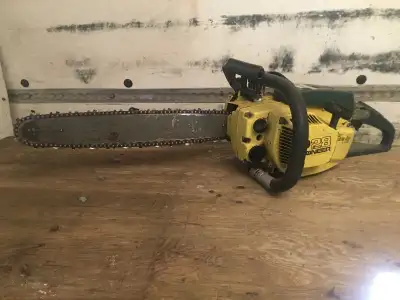Pioneer P28 chainsaw, View more