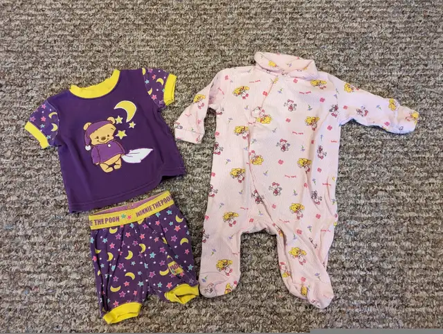 Pyjamas, cache-couche/ onesies - 0-3M in Clothing - 0-3 Months in Gatineau - Image 6