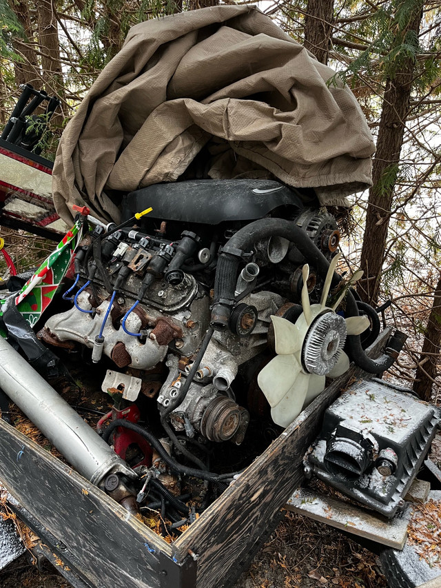 vortex 5.3 engine  in Cars & Trucks in Kawartha Lakes