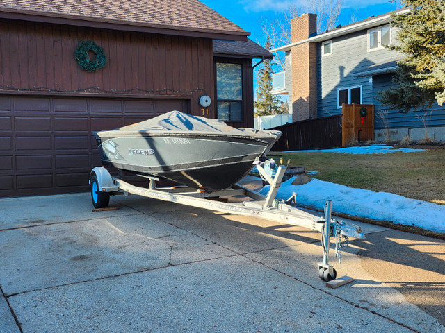 Add water and your motor -  2014 Legend 16CX Aluminum in Powerboats & Motorboats in Calgary - Image 4