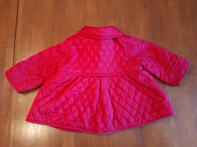 Bébé fille 0-6 mois: Manteau léger babyGap dans Vêtements - 3 à 6 mois  à Longueuil/Rive Sud - Image 2