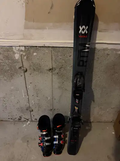 ski ,blinding, boot, View more