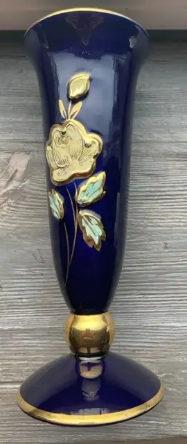 COLLECTIBLE FLOWER VASE, View more