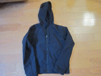 Size S (approximately 7-8 child) Board Dokter soft shell jacket