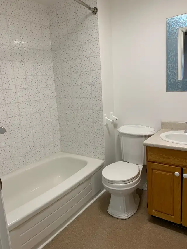 FREDERICTION, 2 BDRM, SOUTHWOOD PARC, MINUTES TO uptown/downtown in Long Term Rentals in Fredericton - Image 10