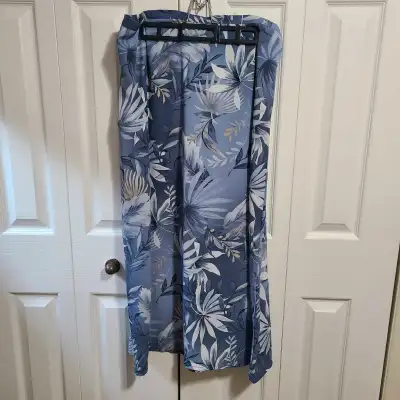 Pennington blue/ white floral skirt size 18 , View more