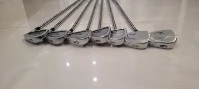 Titliest 735 RH 3-9 irons, Titleist 54° 58° Vokey design irons, View more