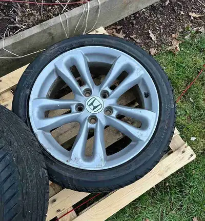 17” civic rims 215/45/17 I has a fairly big bend, another has a smaller bend, can possibly be fixed...